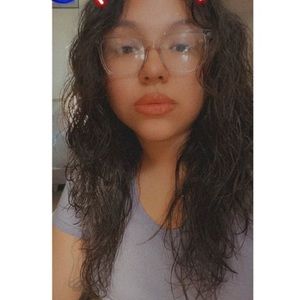 Meet your Posher, Jocelyn